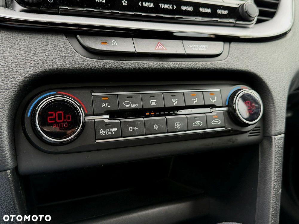Kia XCeed 1.6 GDI PHEV L Business Line DCT - 19