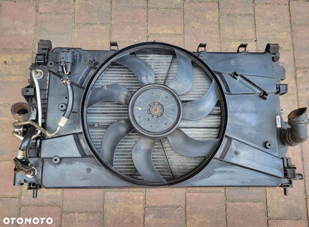chodnice komplet chlodnic chevrolet orlando 1.8 - 2
