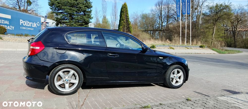 BMW Seria 1 116i - 8