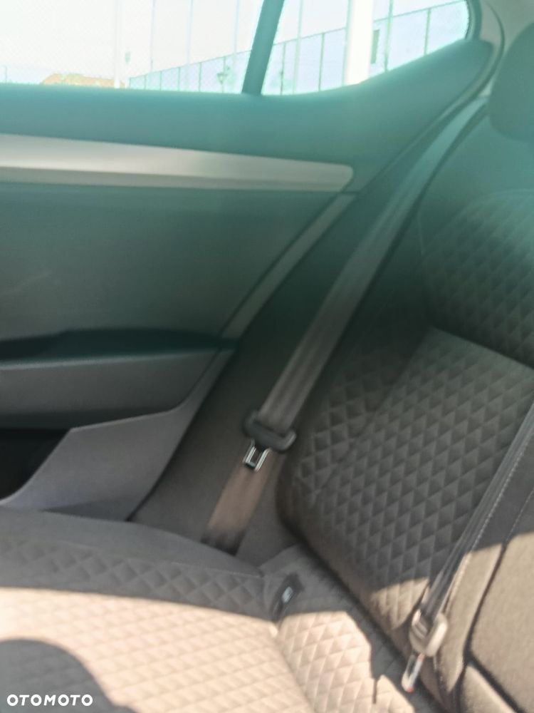 Skoda Superb 2.0 TDI 4x4 DSG Sportline - 22