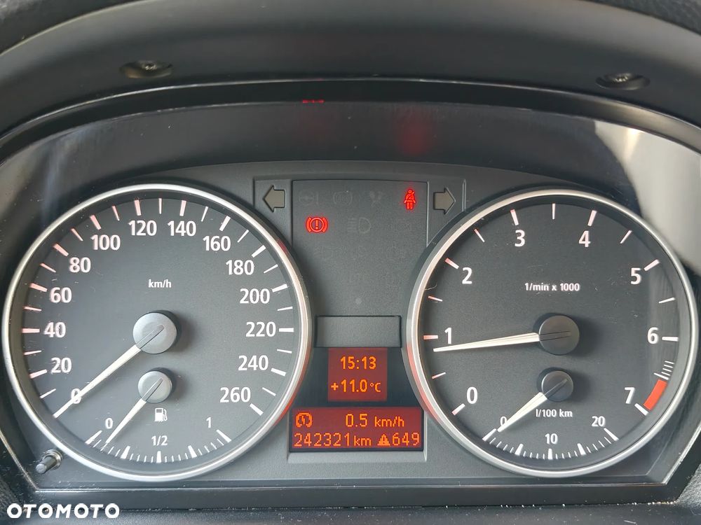 BMW Seria 3 320i - 21