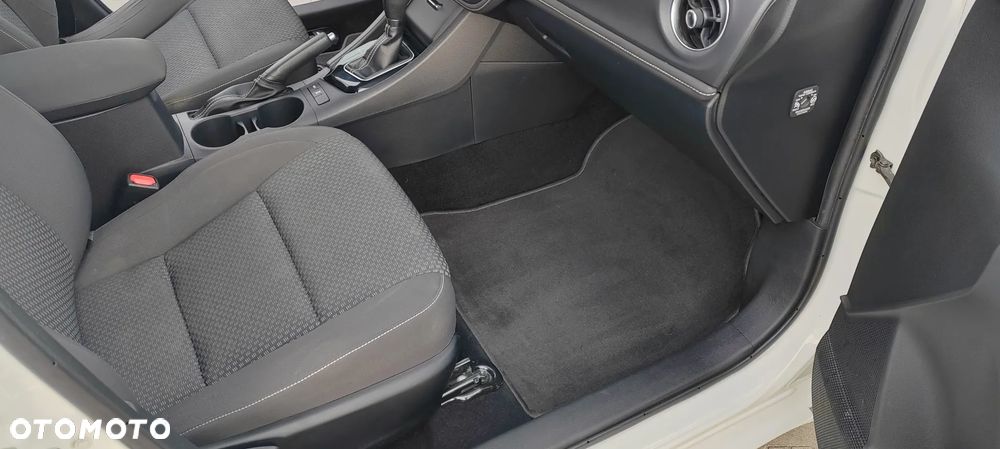 Toyota Corolla 1.6 Prestige MS EU6 - 16