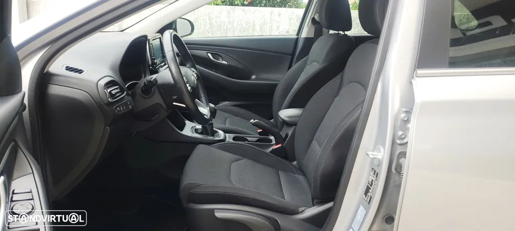 Hyundai i30 1.0 T-GDI Style - 10
