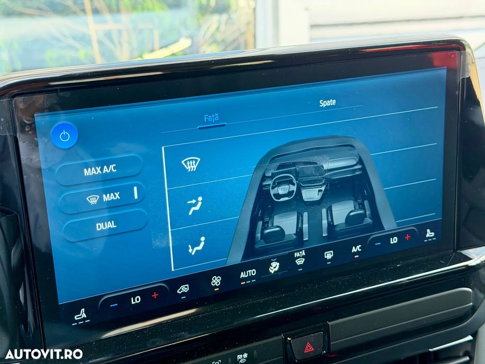 Ford Tourneo - 19