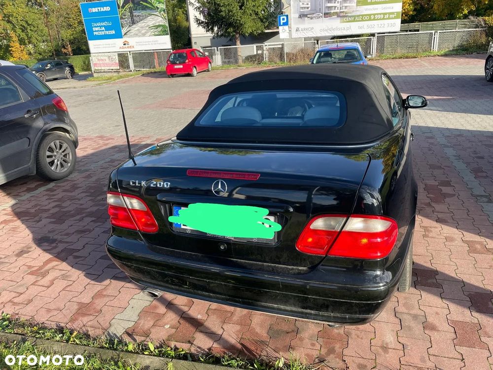 Mercedes-Benz CLK - 23