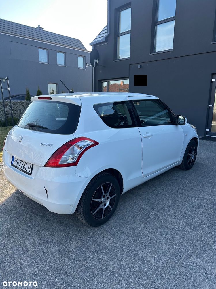 Suzuki Swift - 5