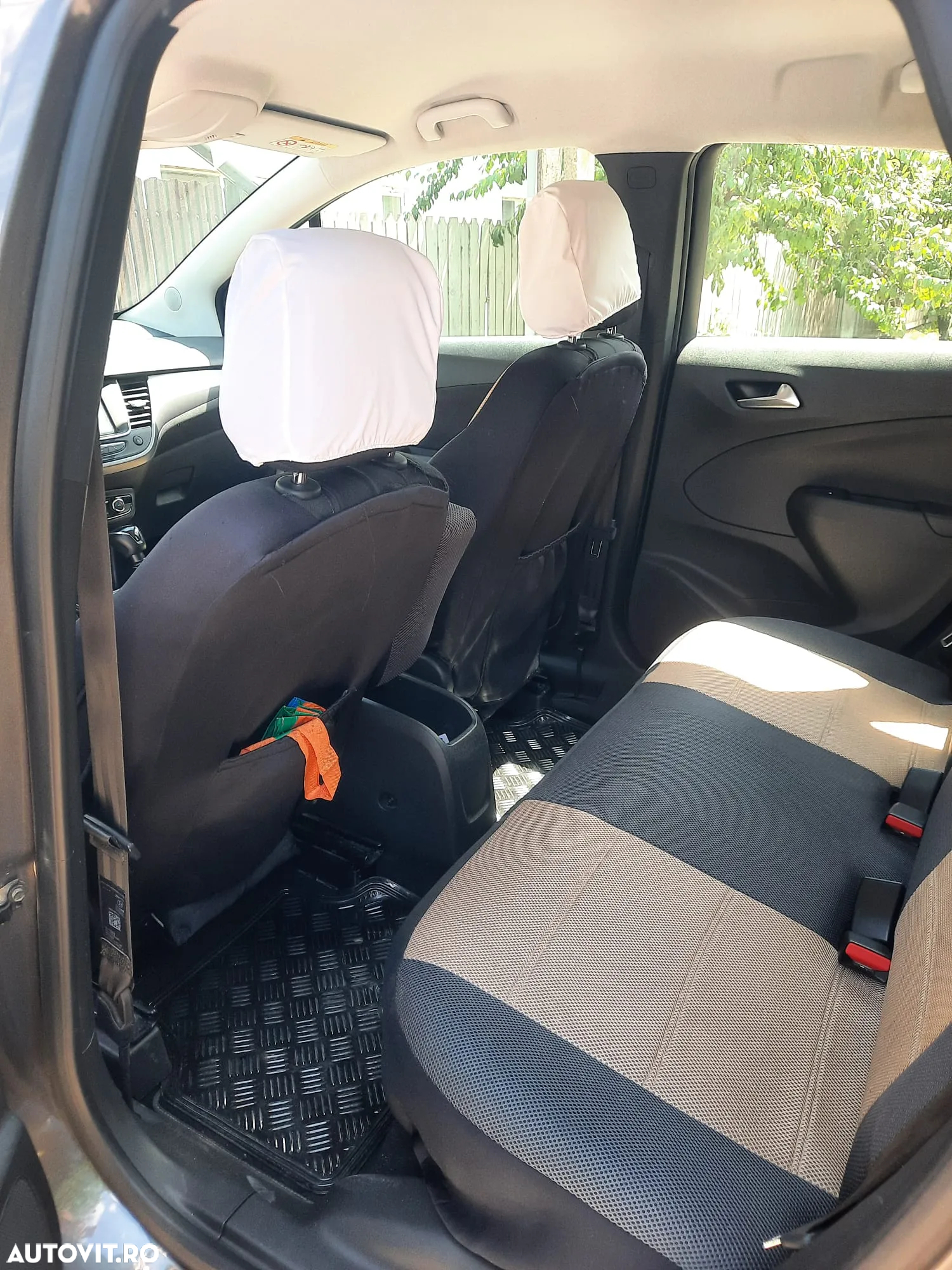 Opel Crossland - 8