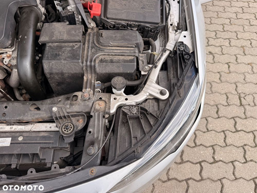 Opel Insignia - 13