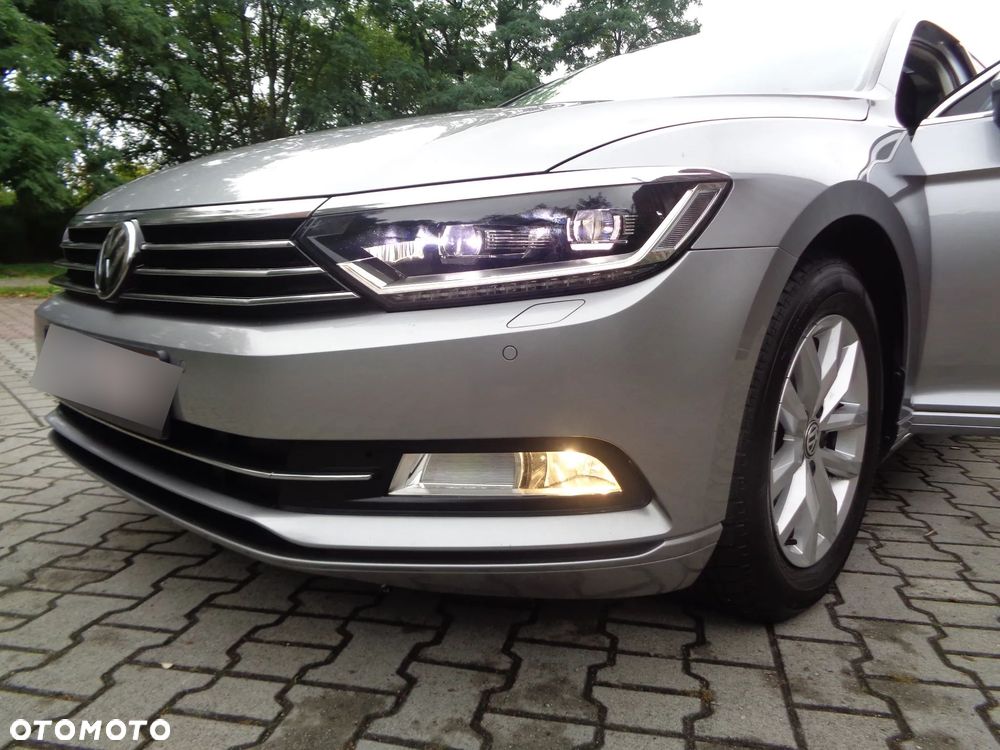 Volkswagen Passat 1.6 TDI BMT Comfortline - 29