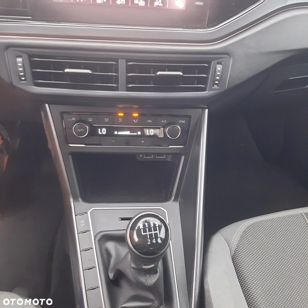 Volkswagen Polo 1.0 TSI Highline - 30