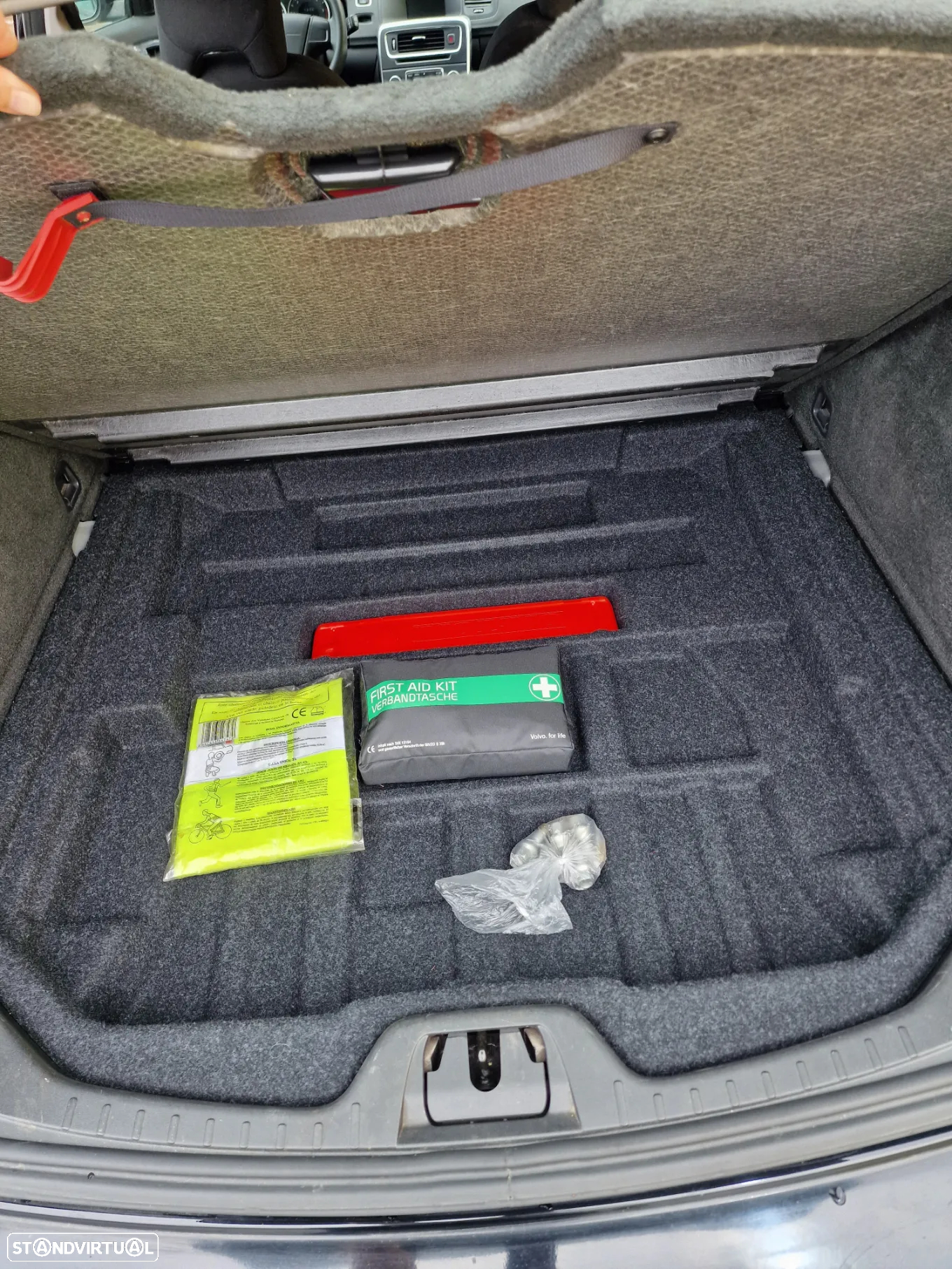Volvo V60 1.6 D2 Drive Kinetic Start/Stop - 16