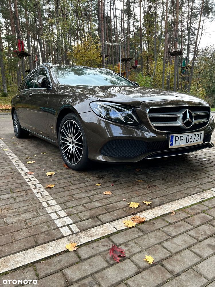 Mercedes-Benz Klasa E 220 d 9G-TRONIC - 1