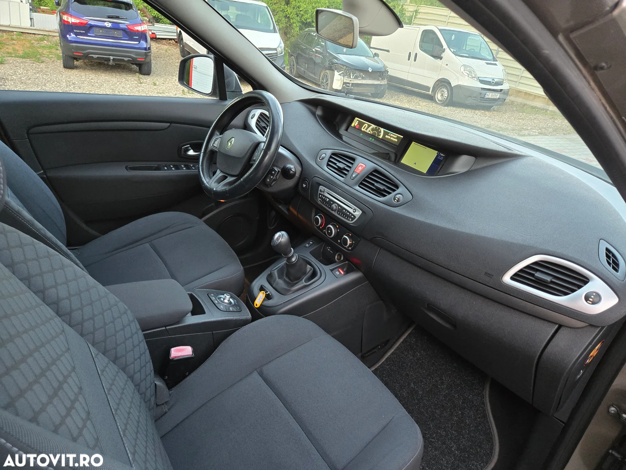Renault Grand Scenic 1.5 dCi Expression - 12