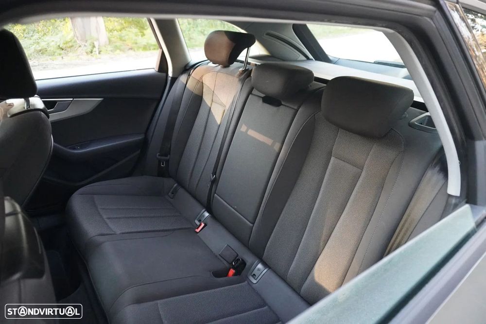 Audi A4 Avant 35 TDI S tronic - 17