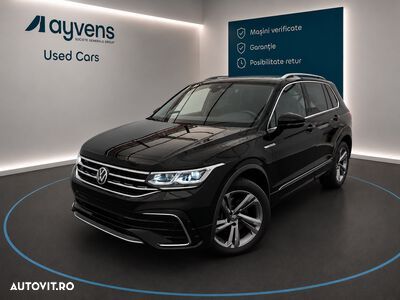 Volkswagen Tiguan - 1