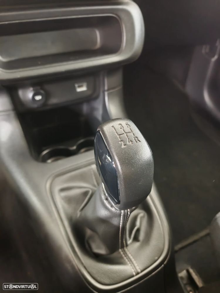 Citroën C3 1.2 PureTech Feel Pack - 12