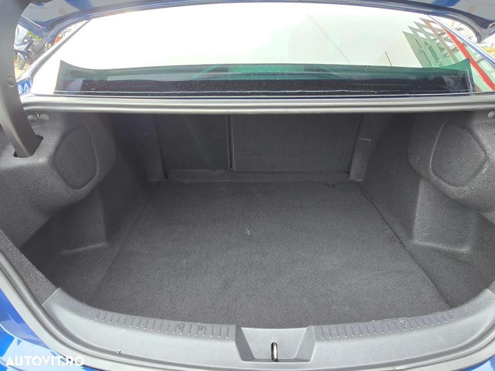 Renault Megane TCe Intens - 6