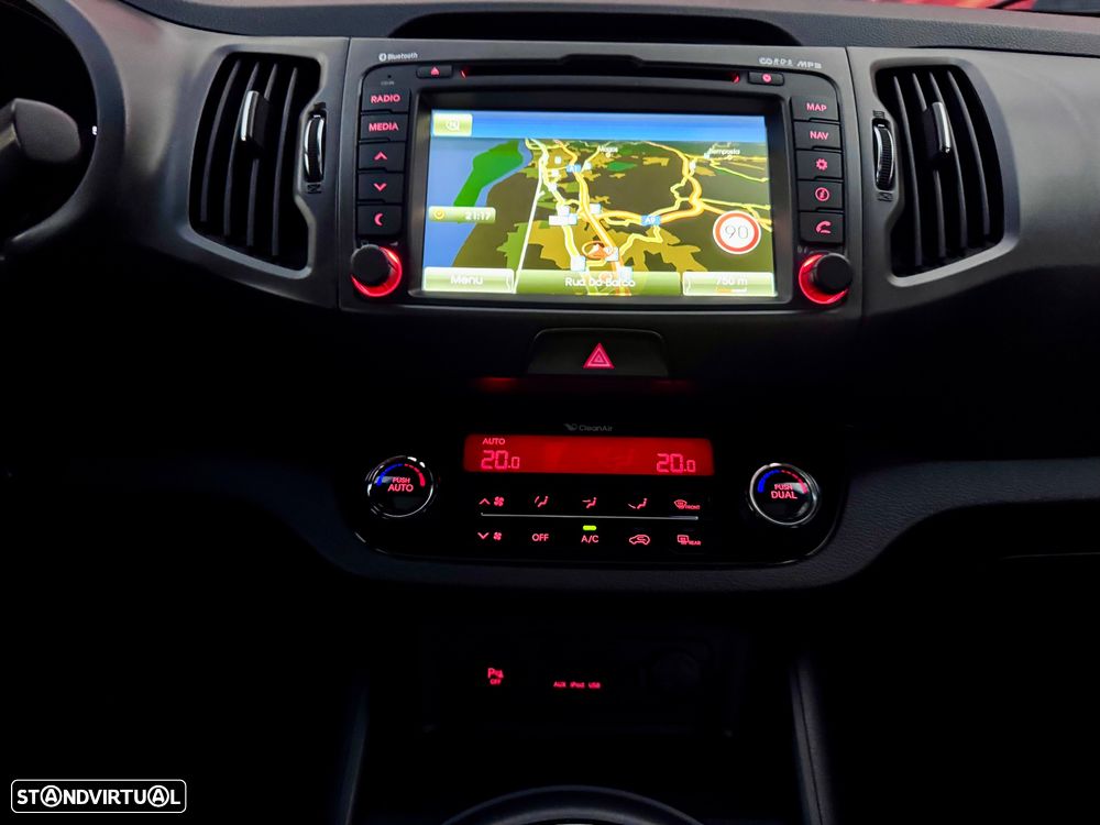 Kia Sportage 1.7 CRDI ISG TX Navi - 16