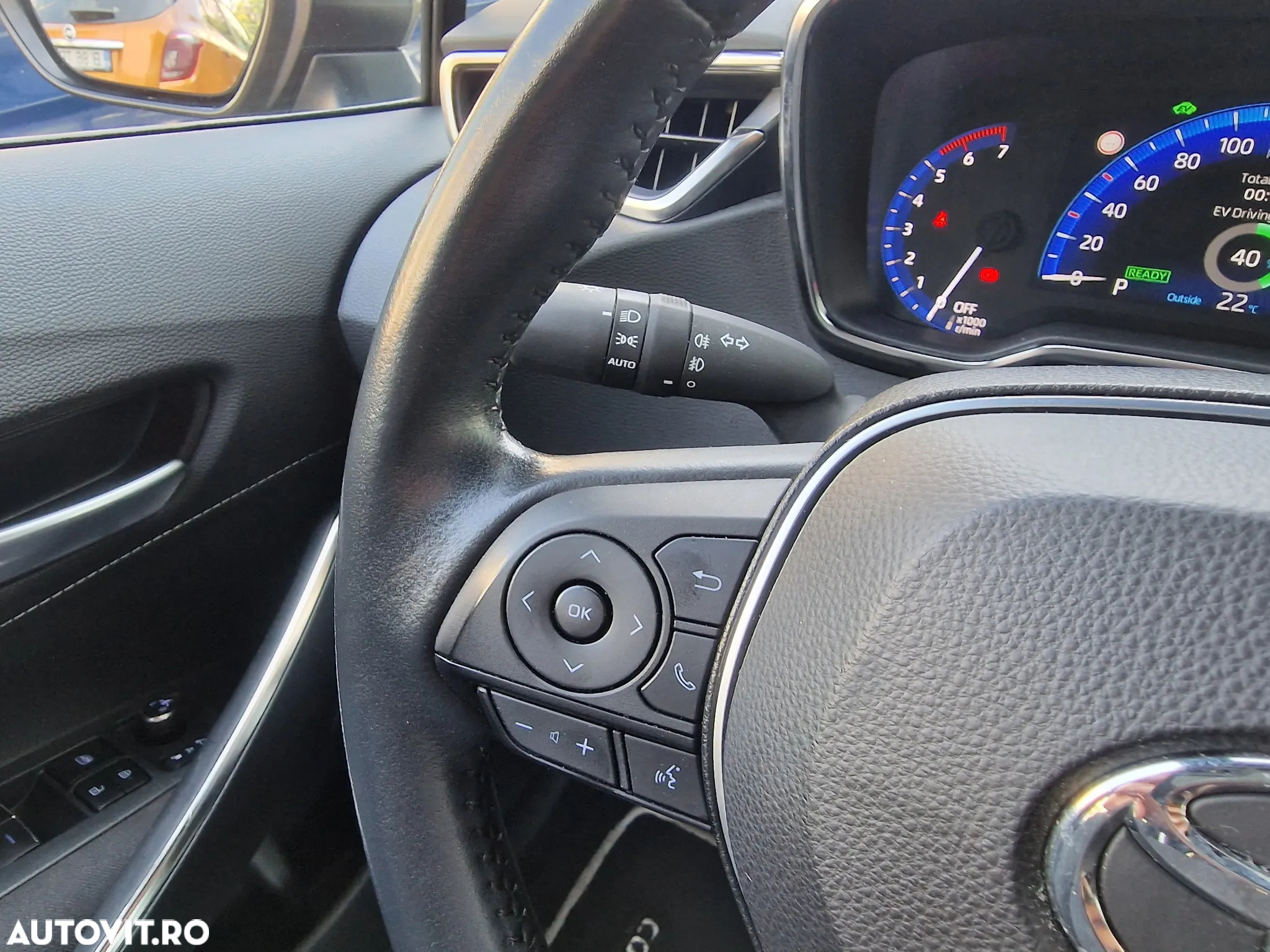 Toyota Corolla 1.8 HSD TS Dynamic - 12