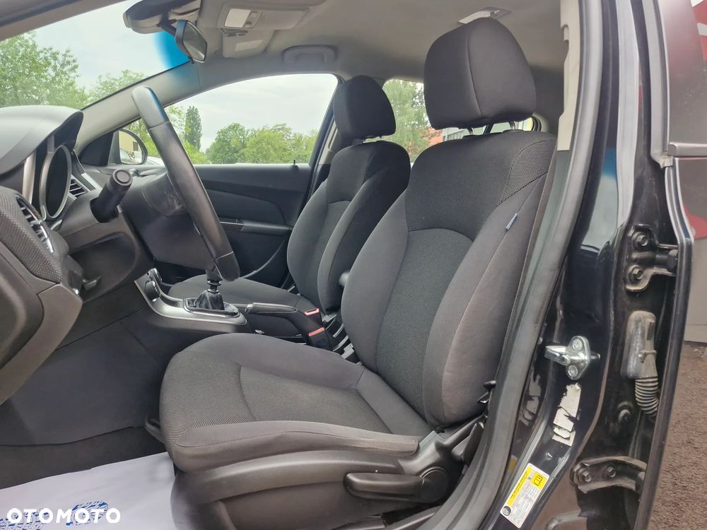 Chevrolet Cruze 1.6 LT+ - 13