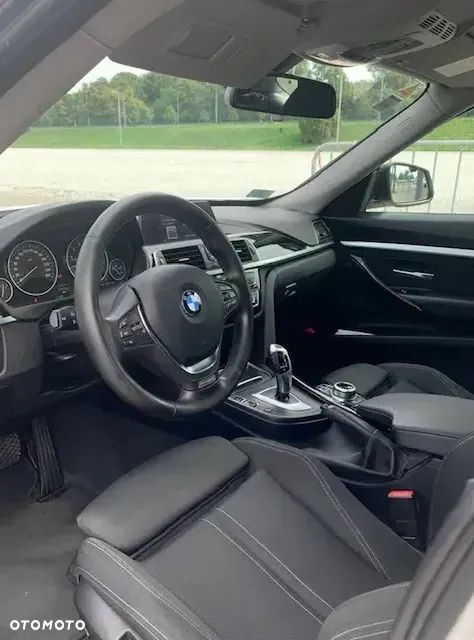 BMW 3GT 320i Sport Line sport - 3