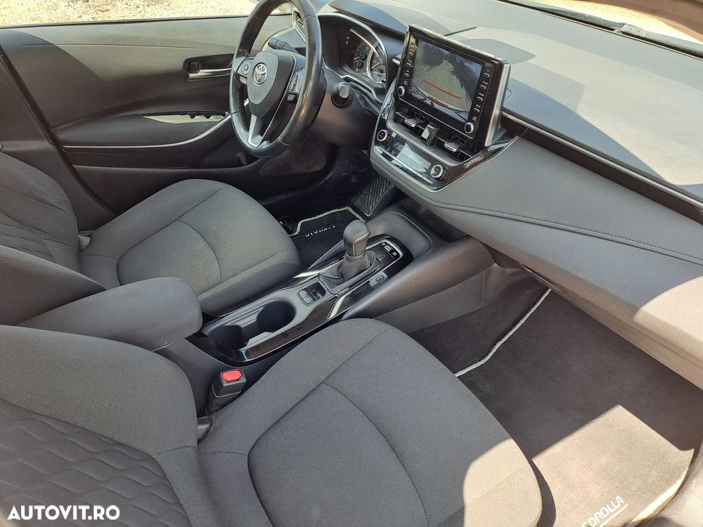 Toyota Corolla Sedan 1.8 HSD Business Plus - 6