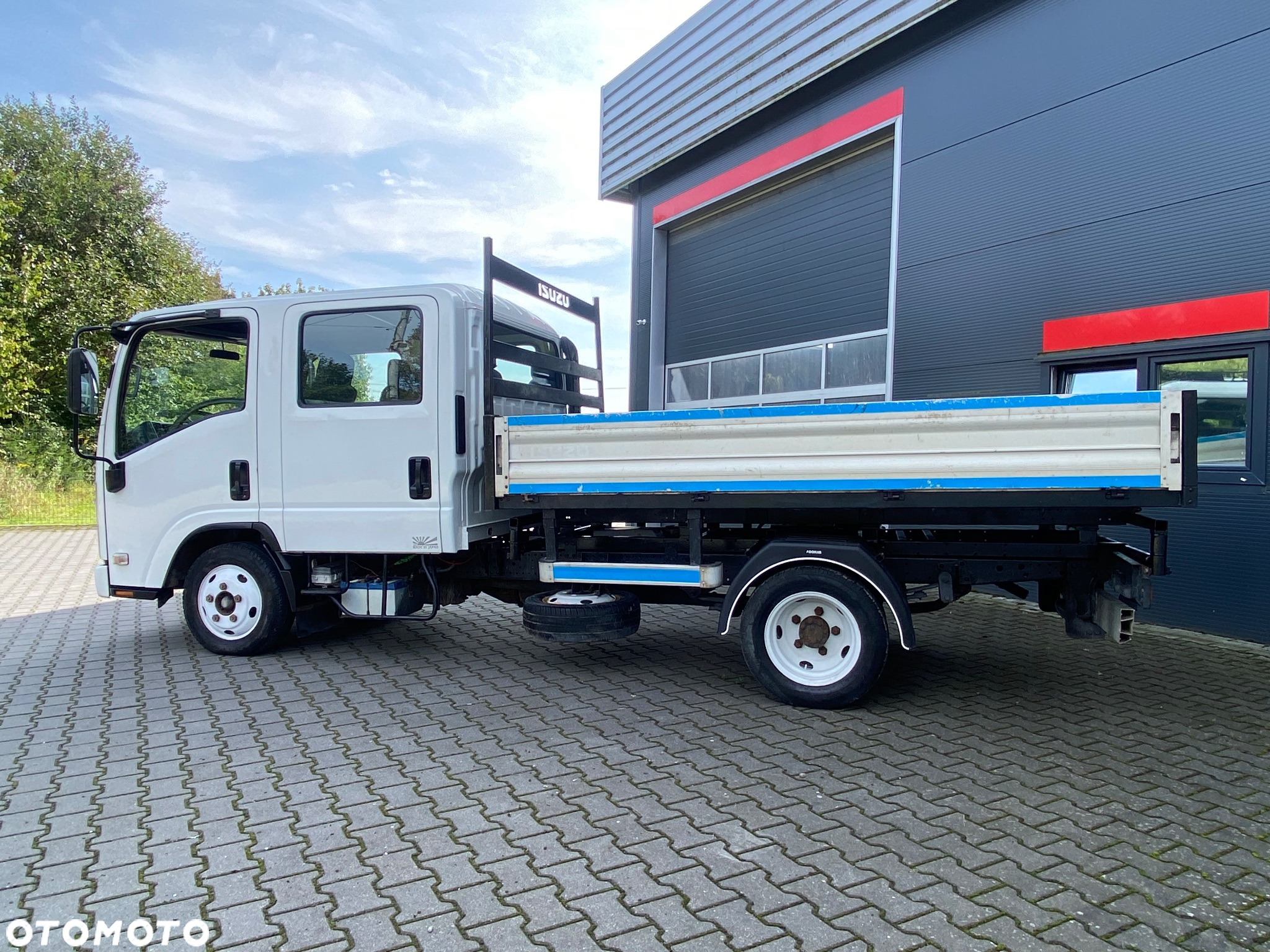 Mitsubishi Fuso - 10