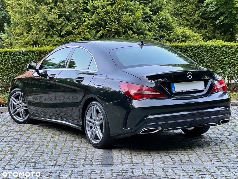 Mercedes-Benz CLA 200 7G-DCT AMG Line - 4