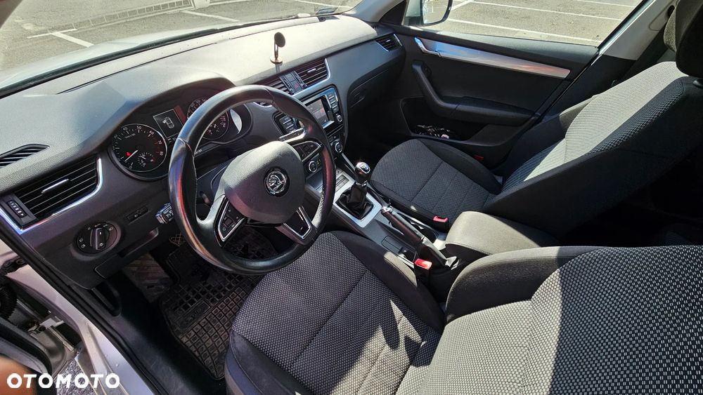 Skoda Octavia 1.4 TSI Ambition - 10