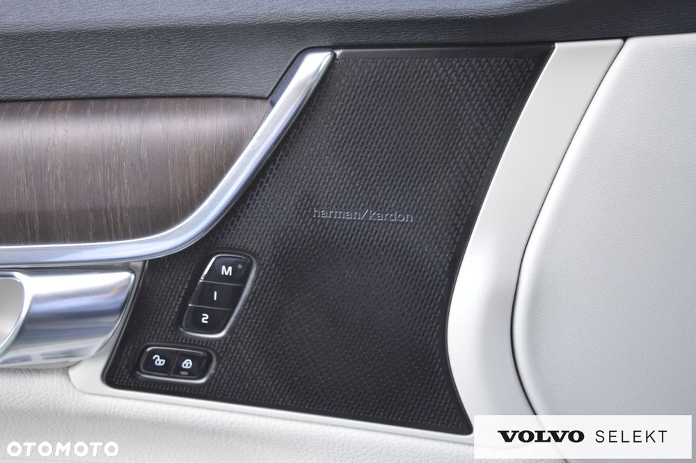 Volvo V90 Cross Country - 29