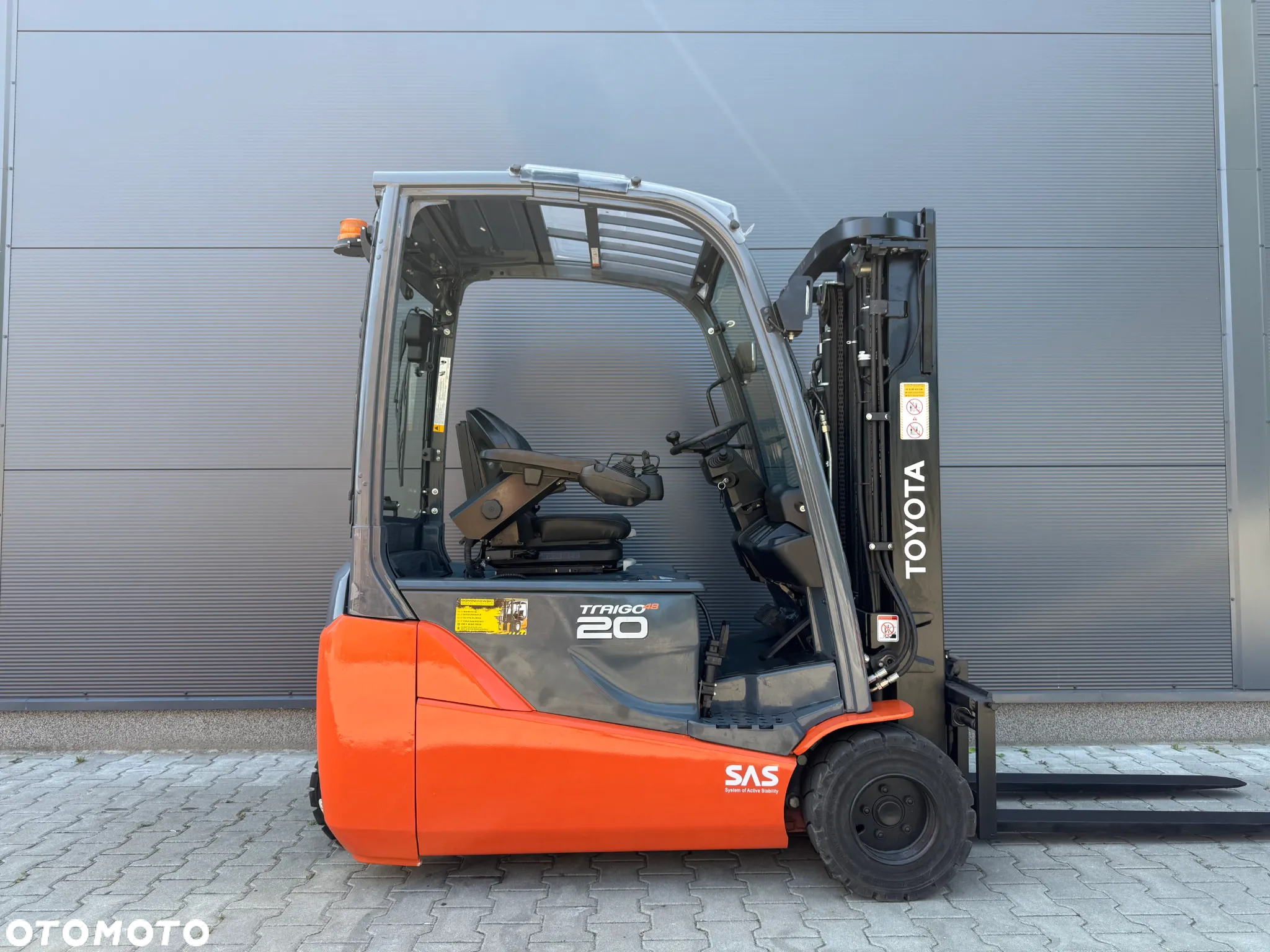 Toyota 8FBE20T - 2