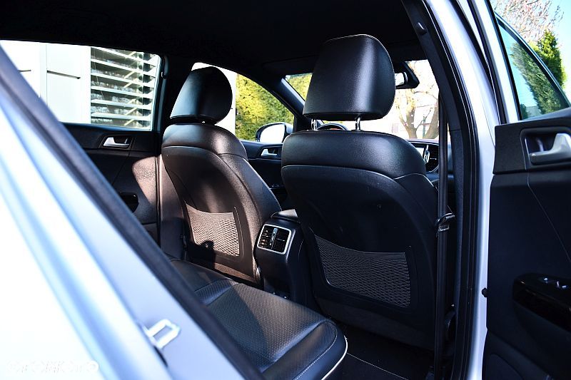 Kia Sportage 1.6 T-GDI AWD DCT GT LINE - 23