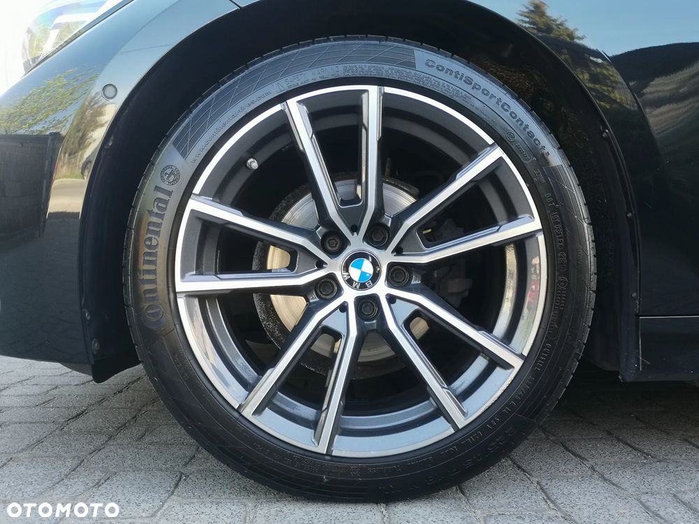 BMW Seria 3 318d M Sport - 33