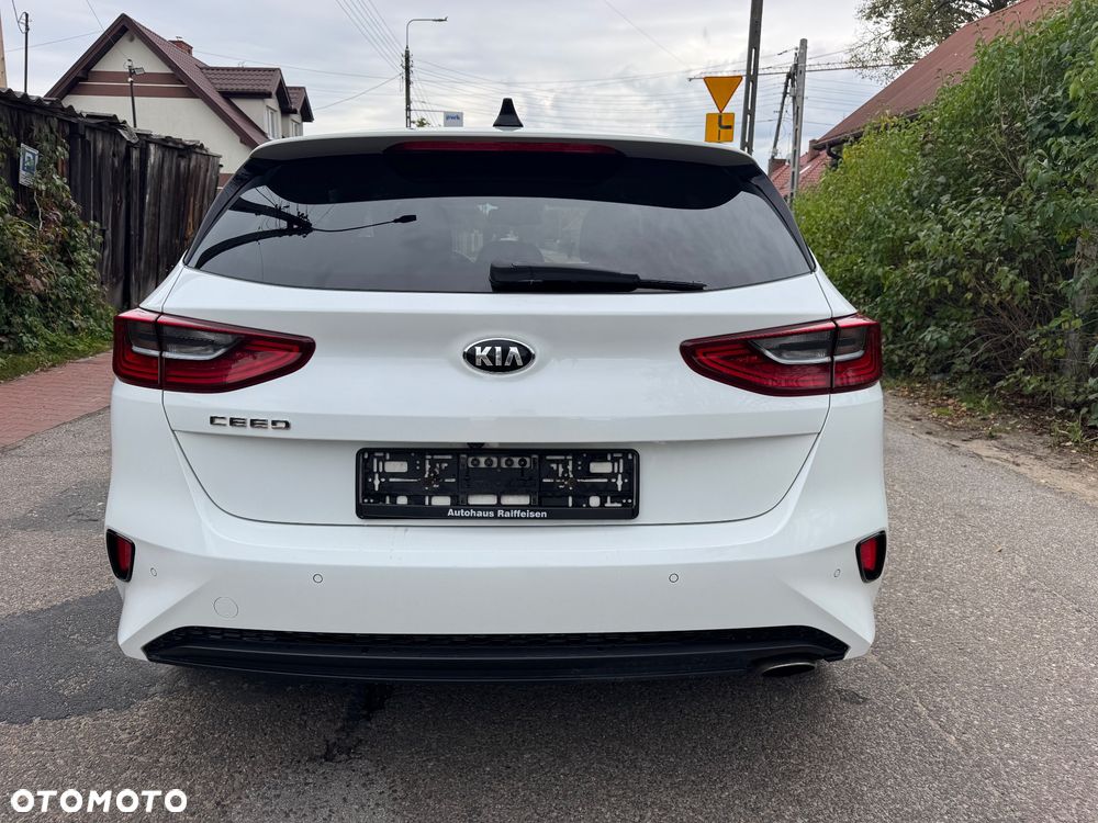 Kia Ceed 1.6 CRDi GT Line - 6