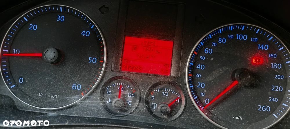 Volkswagen Golf Plus 1.9 TDI Cross - 30