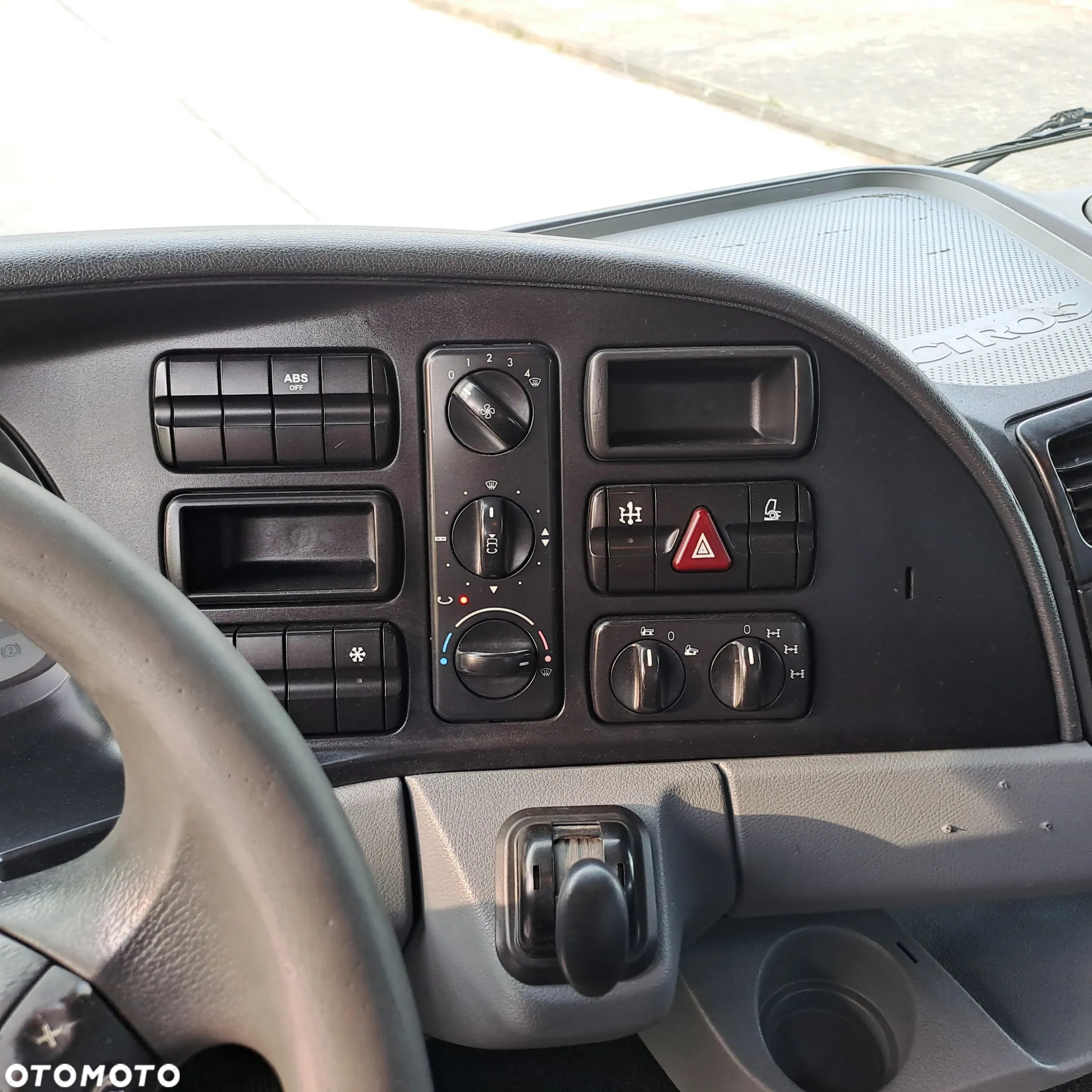 Mercedes-Benz ACTROS 4141 WYWROTKA / 8X6 / SCHMITZ / MANUAL / EURO 5 / MULDA / NIE 8X8 - 26