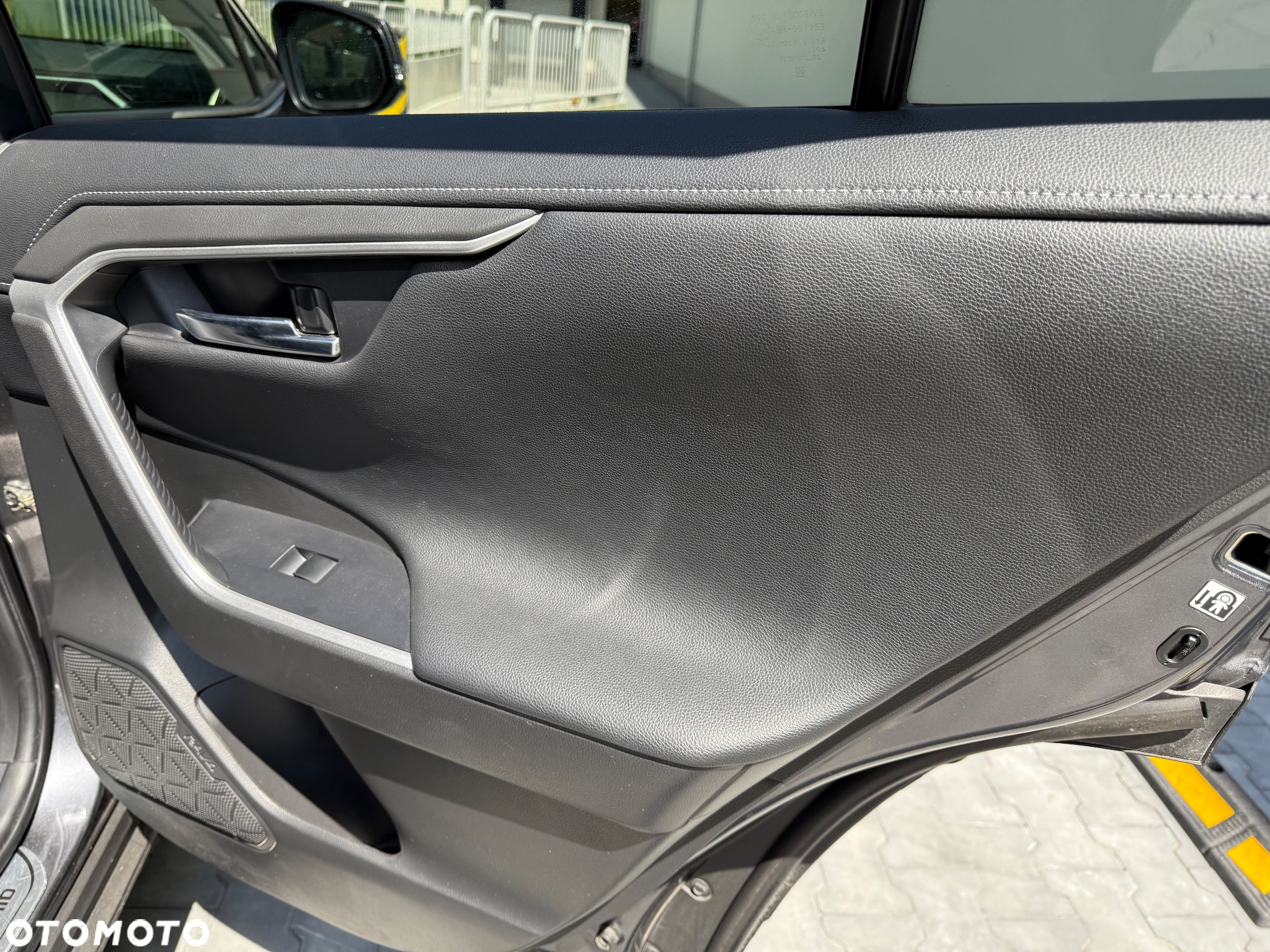 Toyota RAV4 2.5 Hybrid Comfort 4x4 - 19