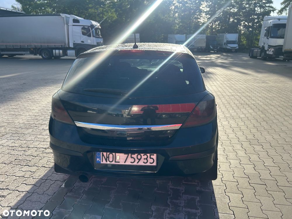 Opel Astra 2.0 T Sport - 8