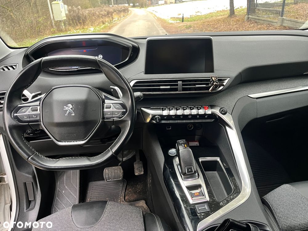 Peugeot 5008 PureTech 130 EAT8 Stop & Start Active - 11