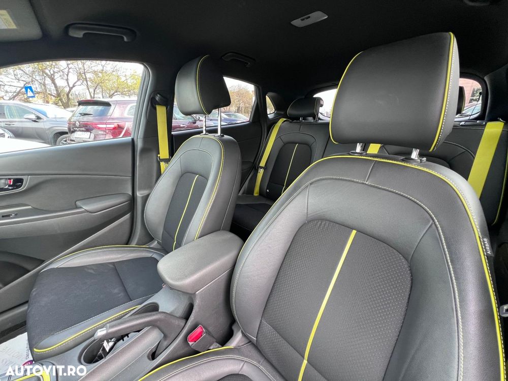 Hyundai KONA 1.6 T-GDI 4WD Aut. Luxury - 14