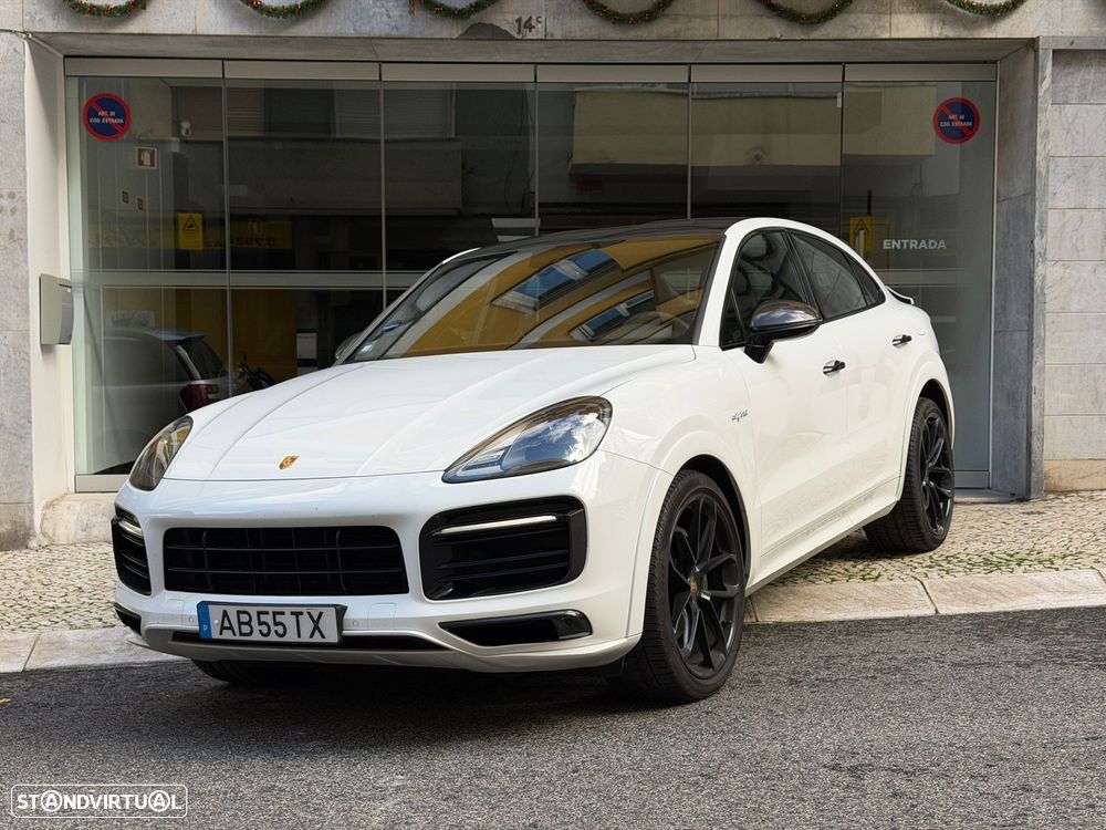 Porsche Cayenne Coupé E-Hybrid - 1