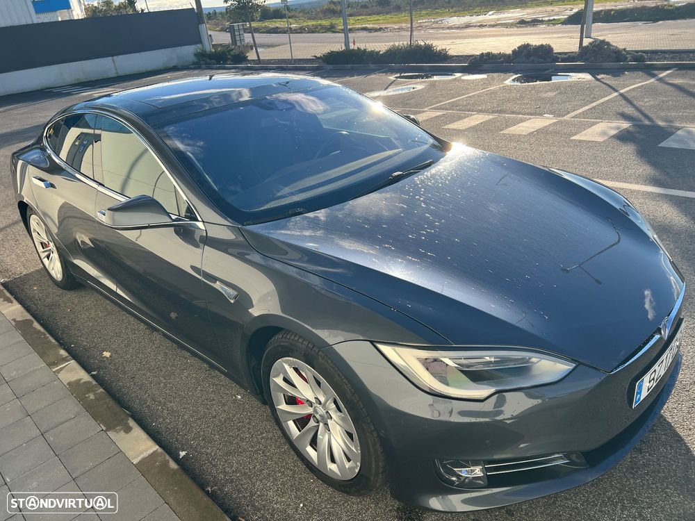 Tesla Model S P90D - 6