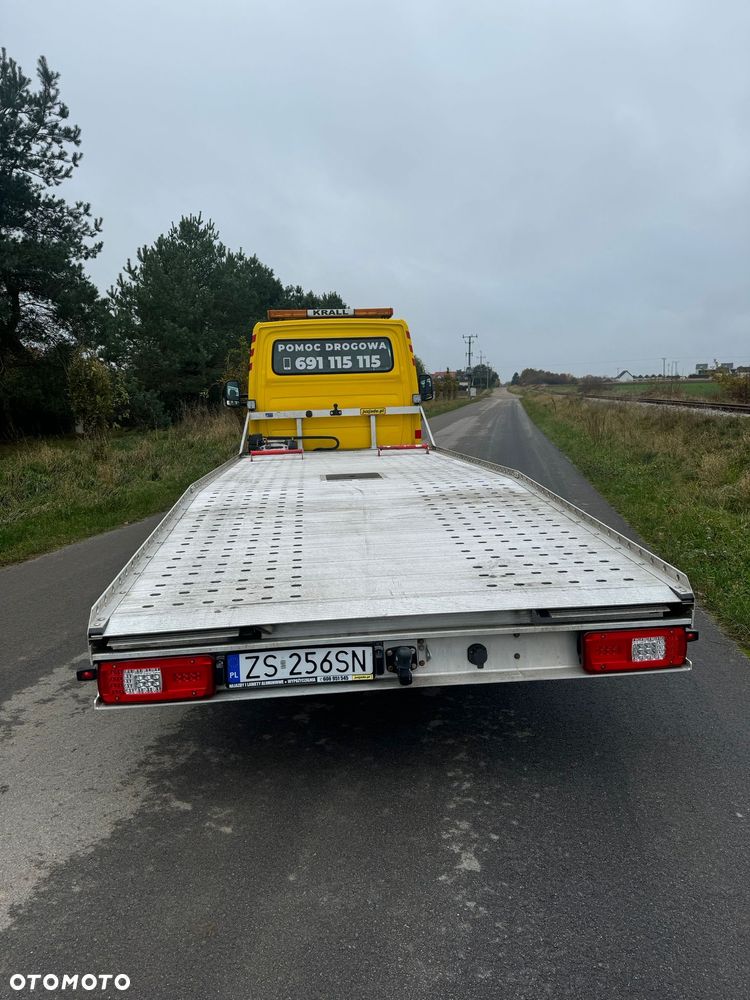 Mercedes-Benz SPRINTER - 5