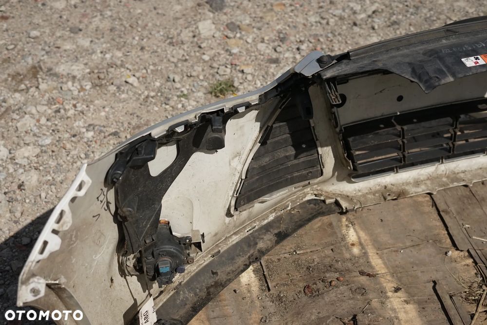 Zderzak przód przedni Ford Focus Mk.3 0B - 9