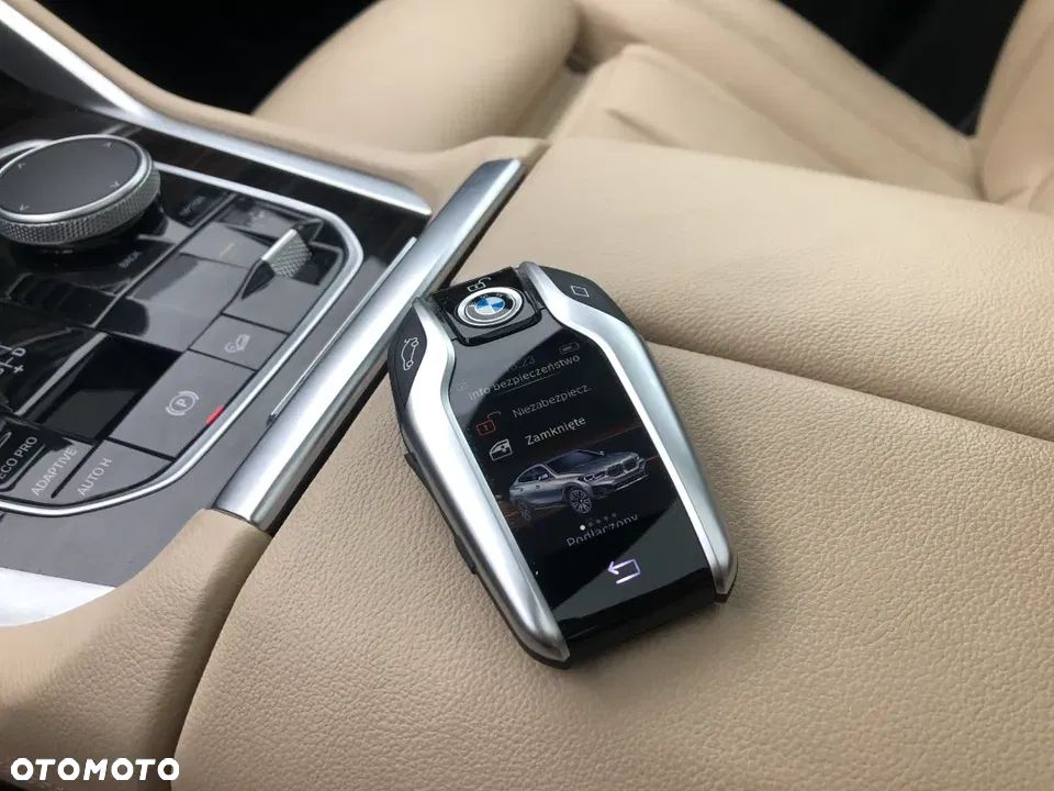 BMW X6 xDrive40d mHEV - 32