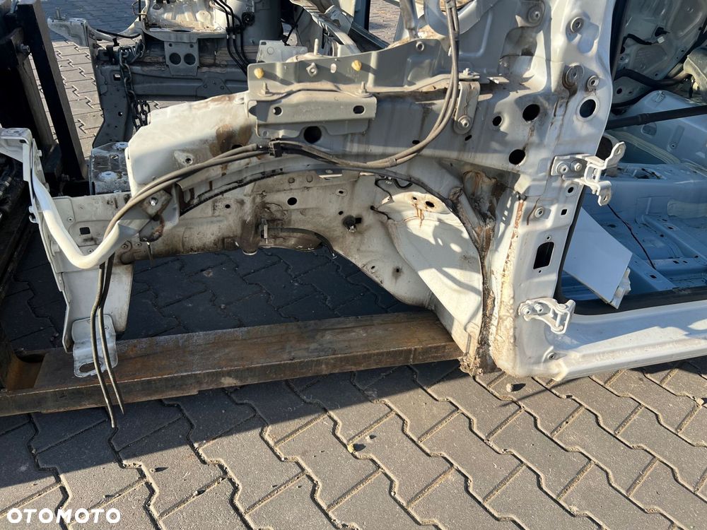 ćwiartka podłużnica przód lewa renault clio iv ov369 - 2