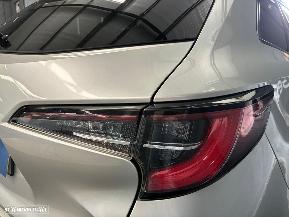 Toyota Corolla - 10