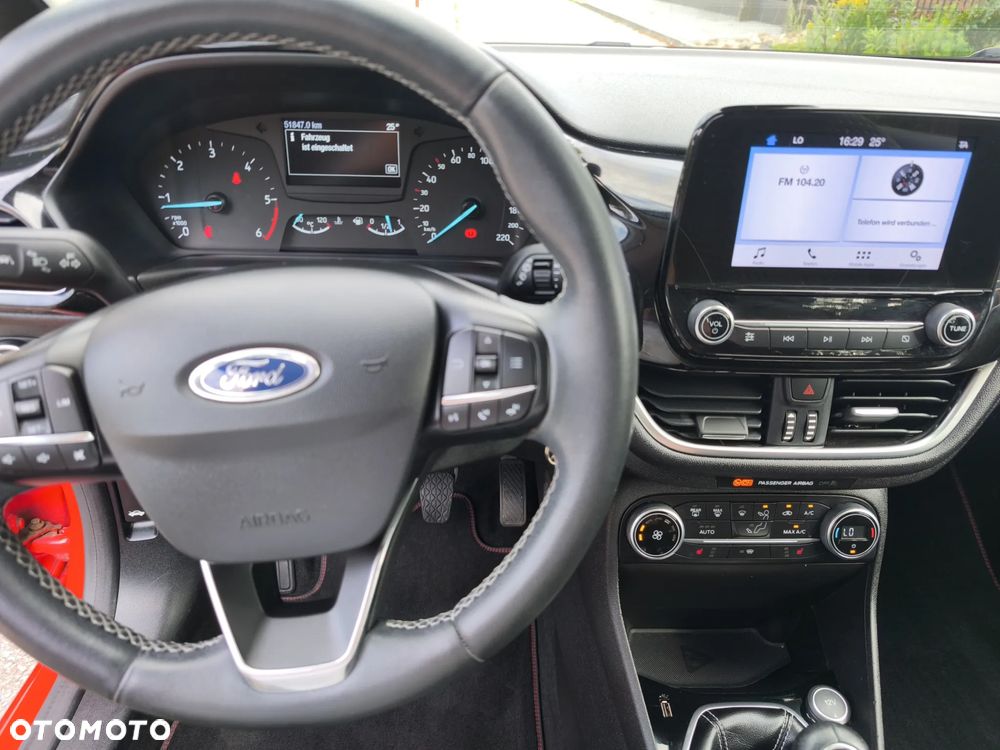 Ford Fiesta 1.5 TDCi SYNC Edition - 7