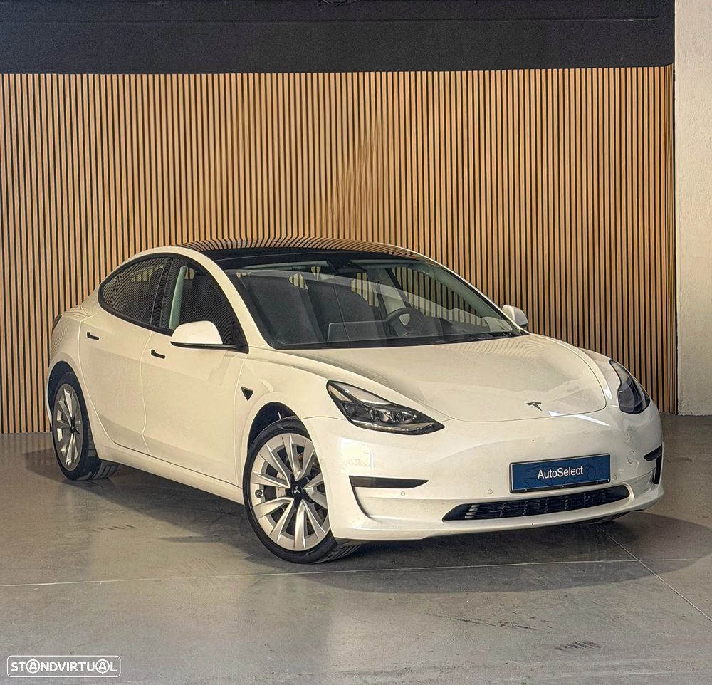 Tesla Model 3 Standard Range Plus RWD - 4