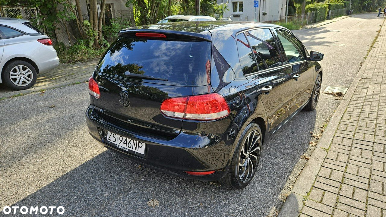 Volkswagen Golf VI 1.6 Comfortline - 9